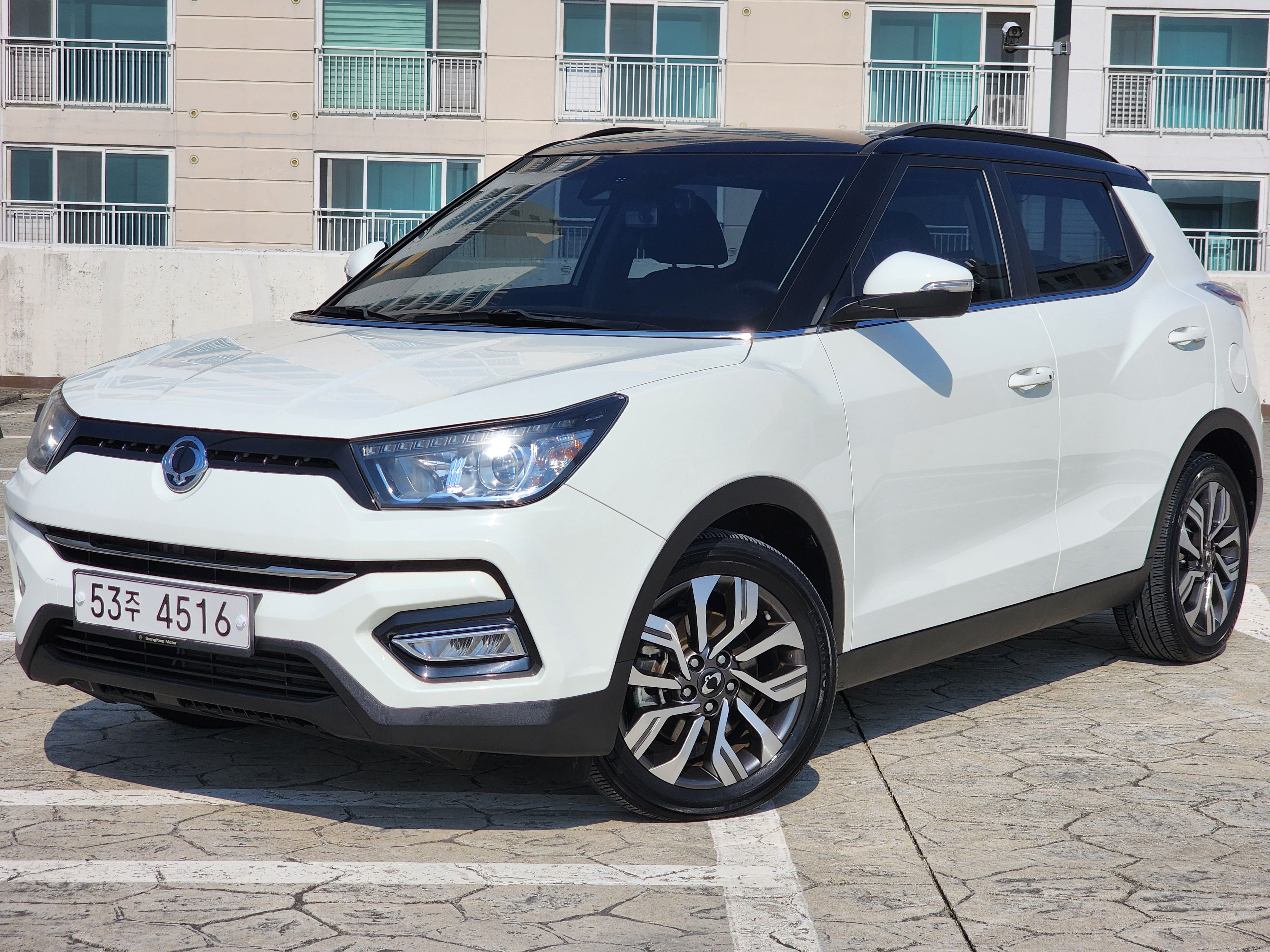 SSANGYONG TIVOLI ARMOR