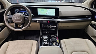 KIA CARNIVAL 2023