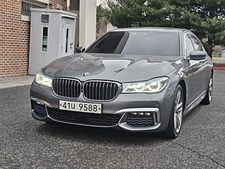 BMW 7-SERIES G11 2017