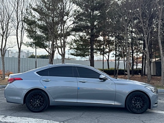 HYUNDAI GENESIS DH 2016