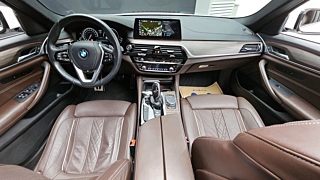 BMW 5-SERIES G30 2017