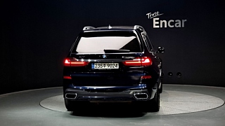 BMW X7 G07 2021