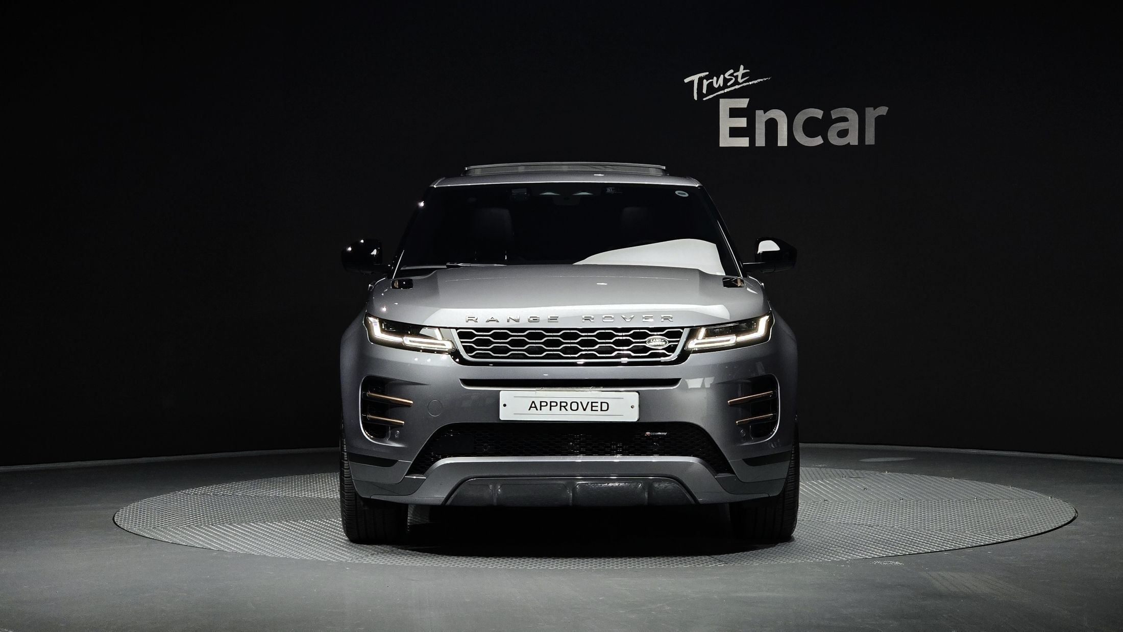 LAND ROVER RANGE ROVER EVOQUE 2023