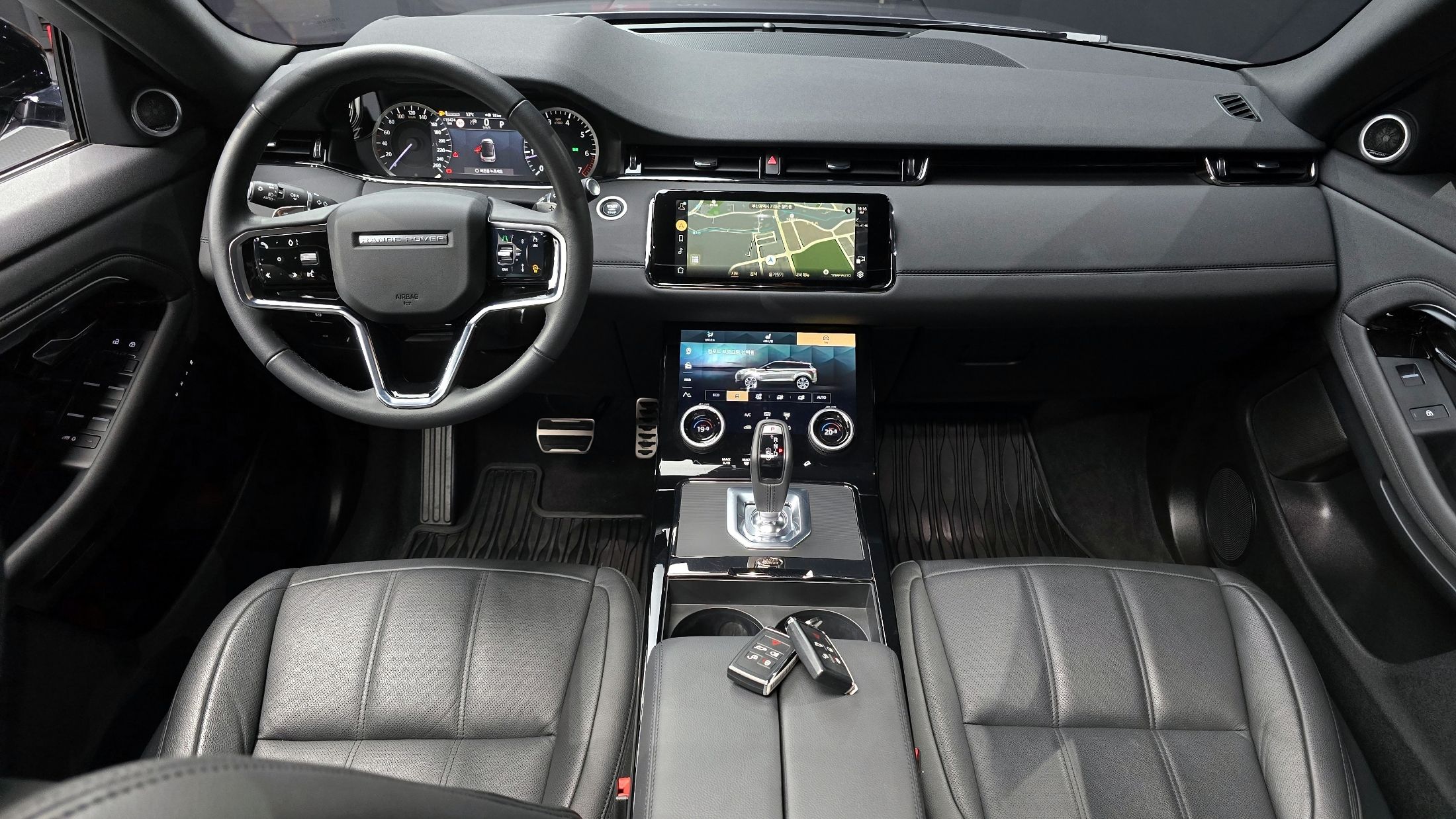 LAND ROVER RANGE ROVER EVOQUE 2023