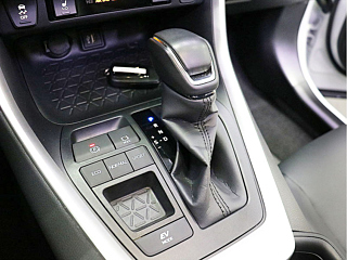 TOYOTA RAV4 2024