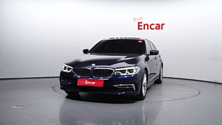 BMW 5-SERIES G30 2019