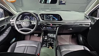 HYUNDAI SONATA DN8 2019