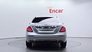 MERCEDES BENZ E-CLASS W213 2020