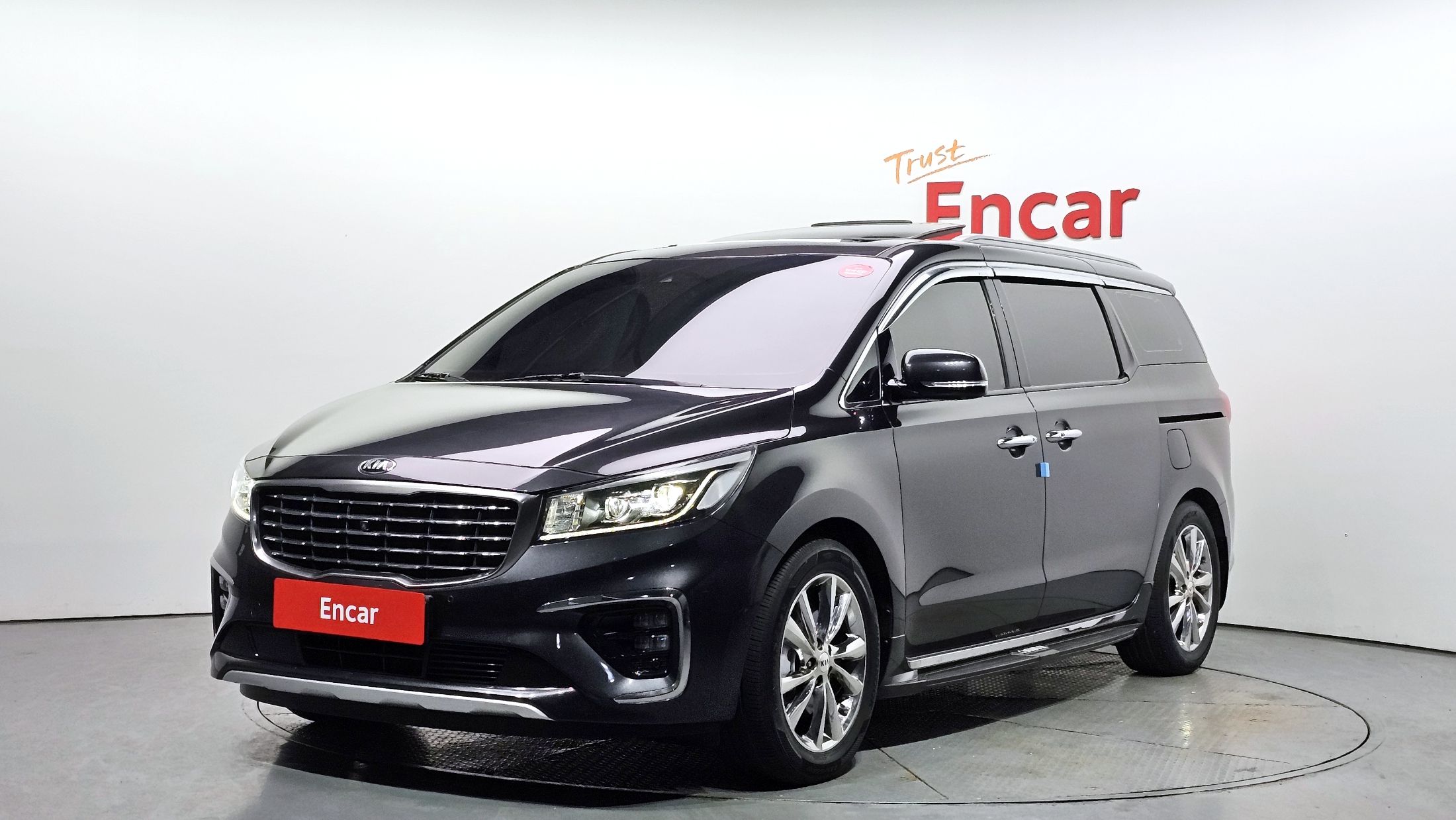 KIA CARNIVAL 2019
