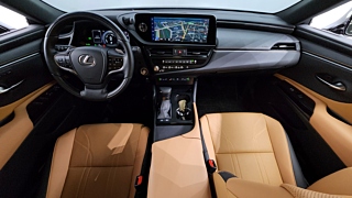 LEXUS ES300H 2024