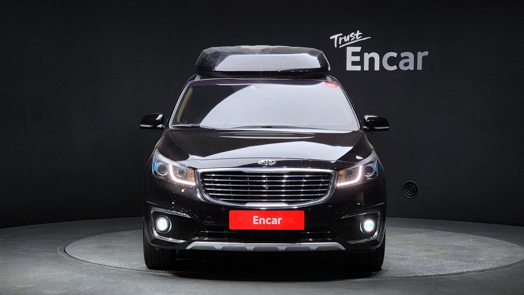 KIA CARNIVAL 2016