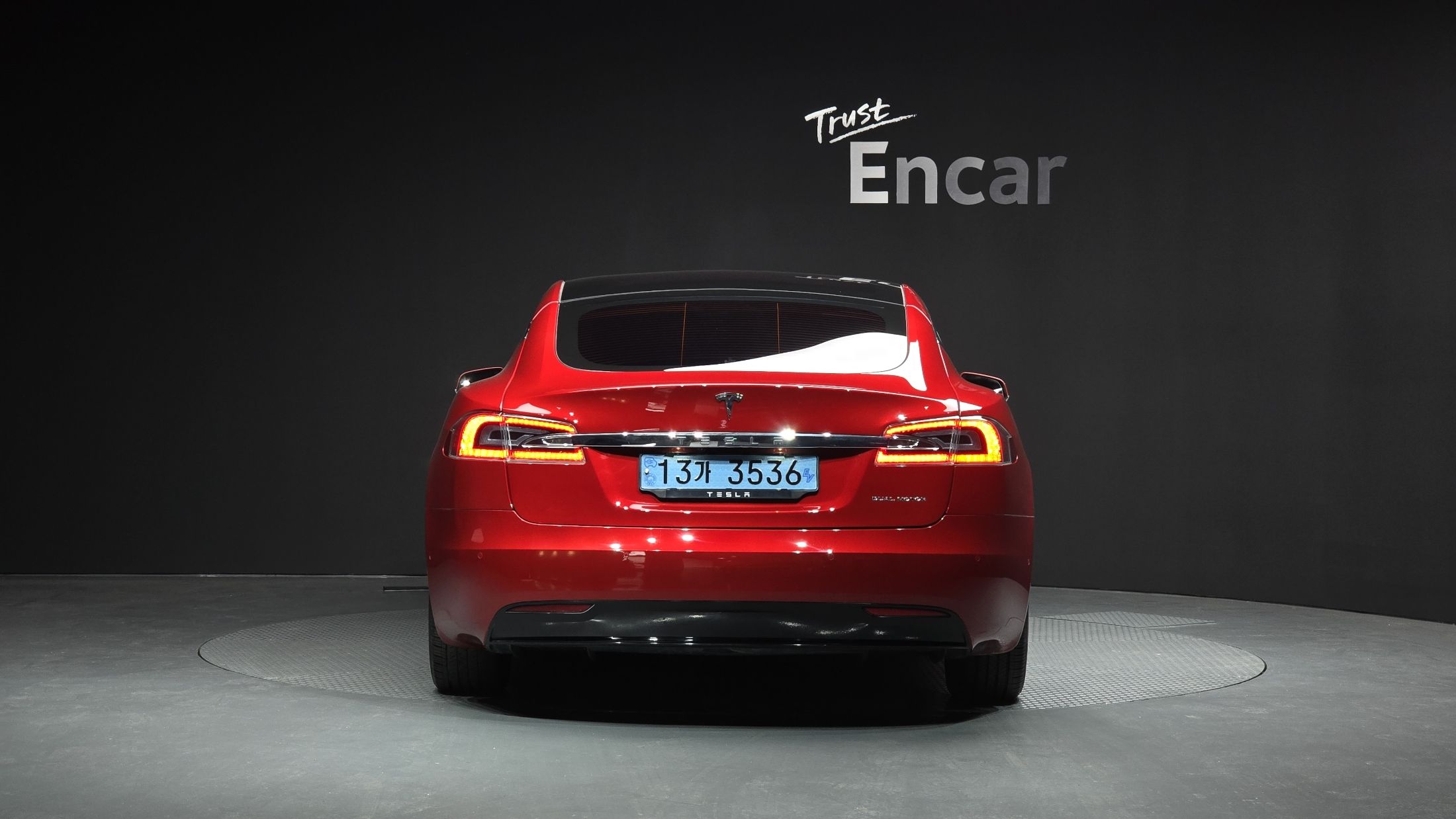 TESLA MODEL S