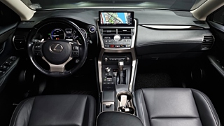 LEXUS NX300H 2017