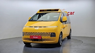 HYUNDAI STARIA 2024