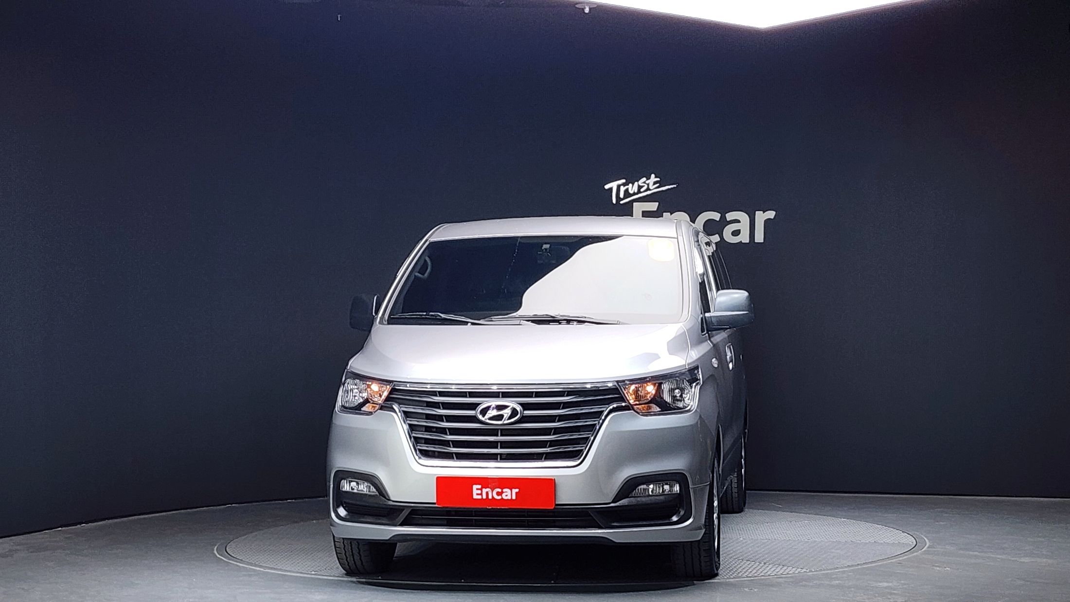 HYUNDAI STAREX GRAND 2021