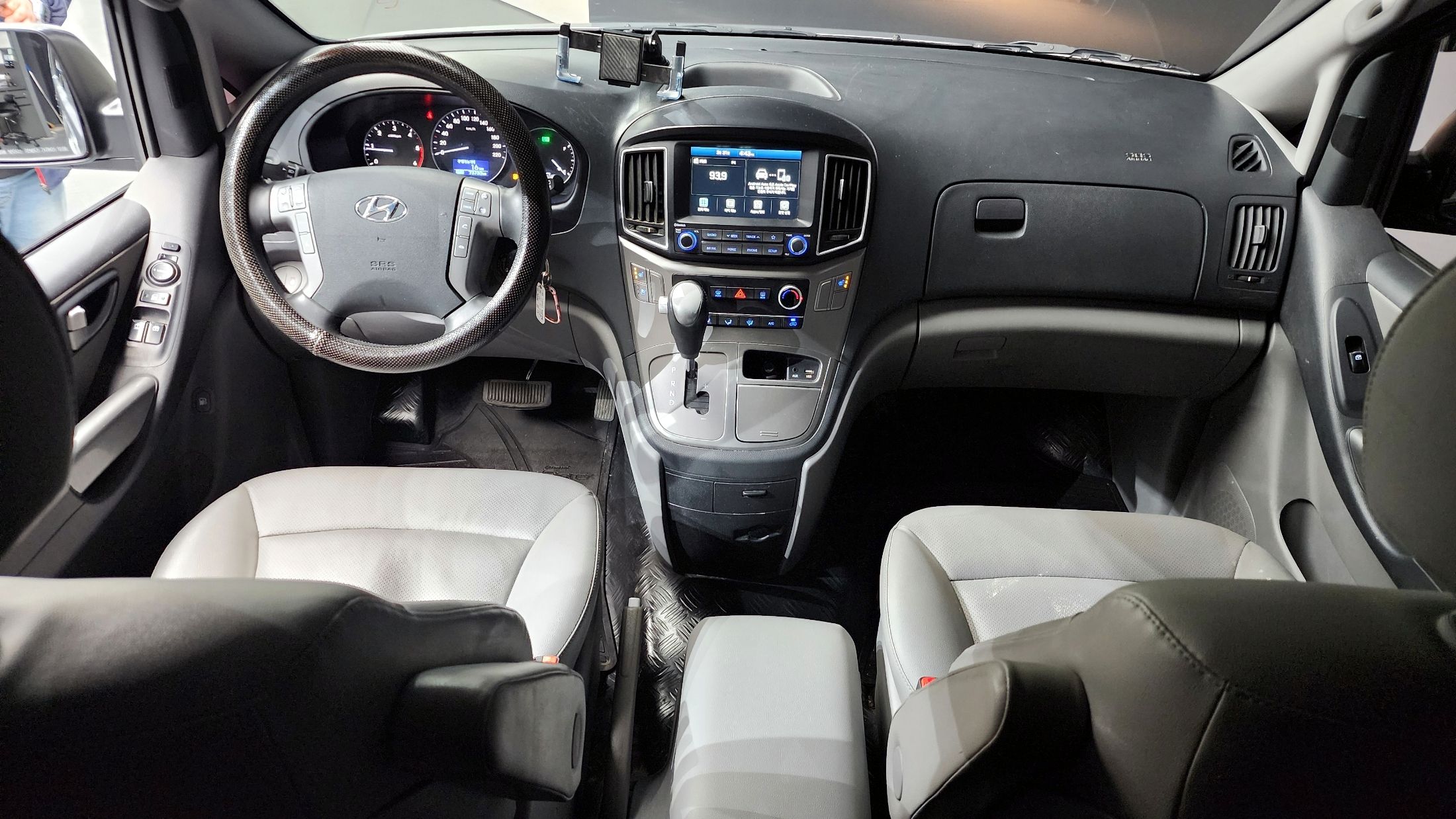 HYUNDAI STAREX GRAND 2021