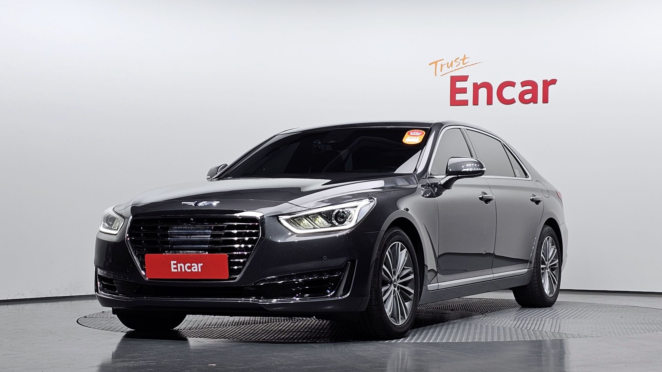 GENESIS EQ900 2017