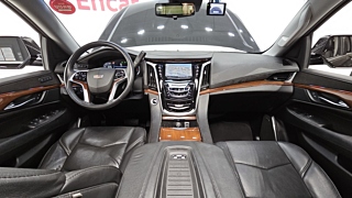 CADILLAC ESCALADE 2018