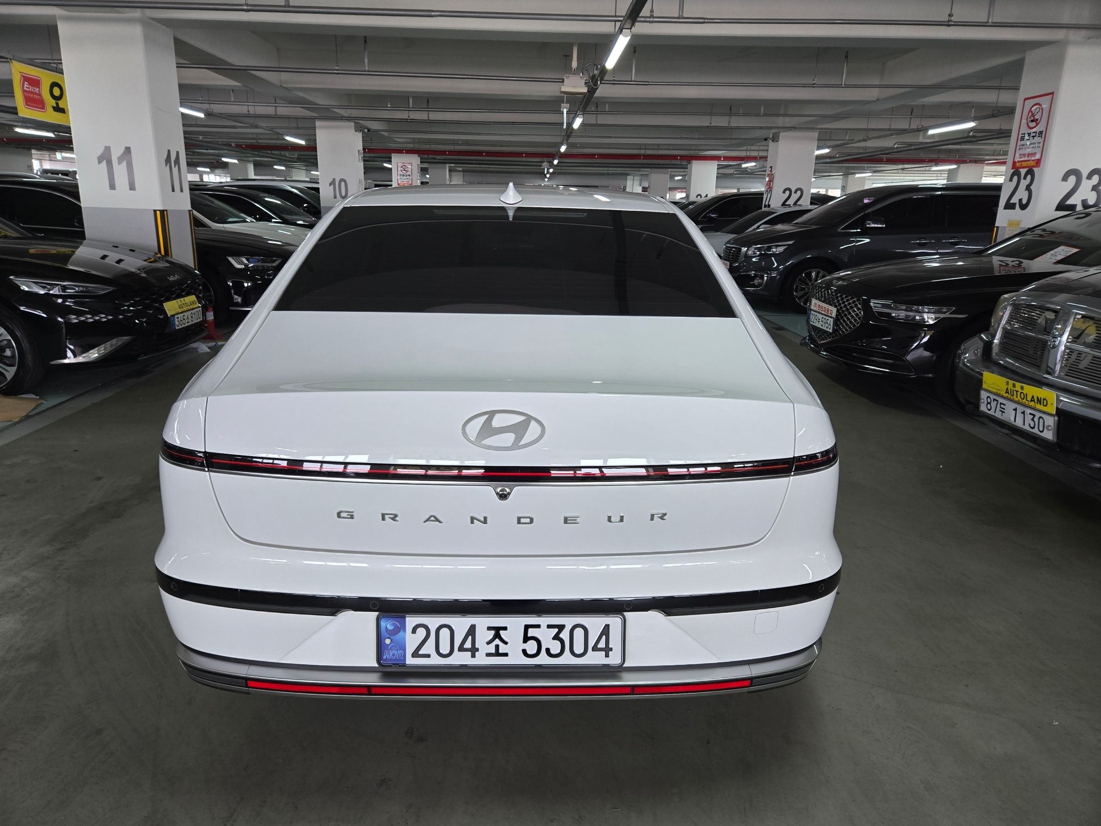 HYUNDAI GRANDEUR HYBRID GN7 2023