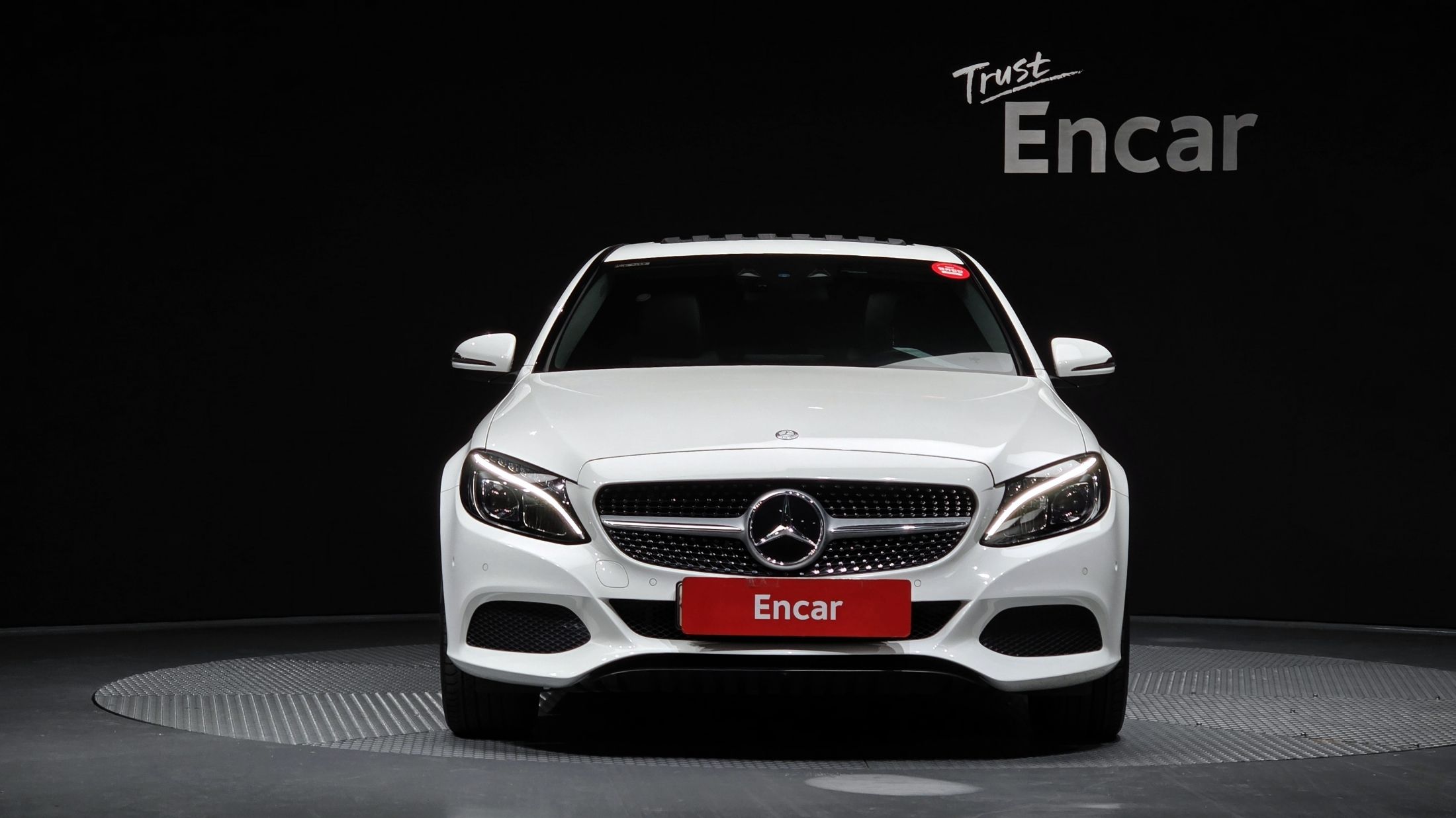 MERCEDES BENZ C-CLASS W205 2016