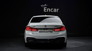BMW 5-SERIES G30 2020