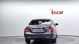 MERCEDES BENZ E-CLASS W213 2018
