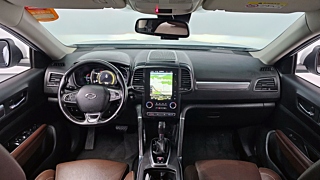 SAMSUNG QM6 2020