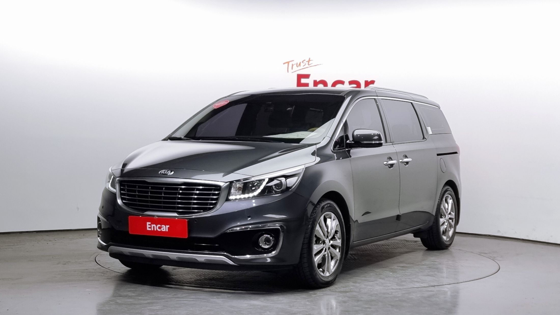 KIA CARNIVAL 2016