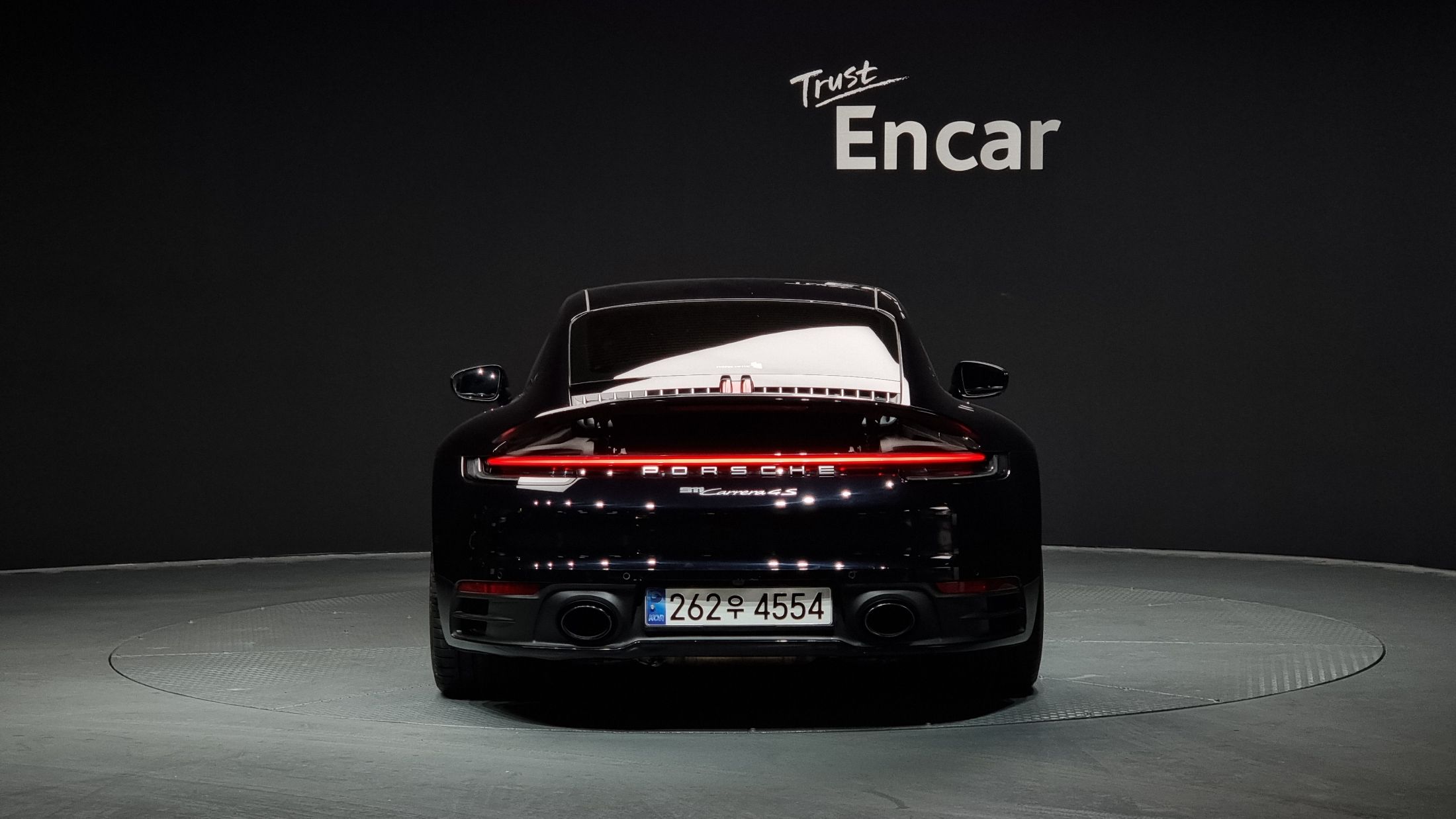 PORSCHE 911 992