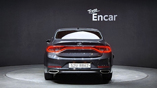 HYUNDAI GRANDEUR IG 2017