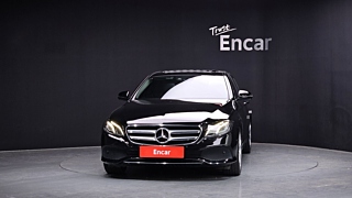 MERCEDES BENZ E-CLASS W213 2017
