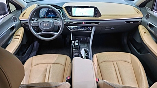 HYUNDAI SONATA HYBRID DN8 2021