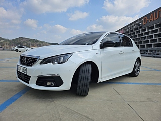 PEUGEOT 308 2020