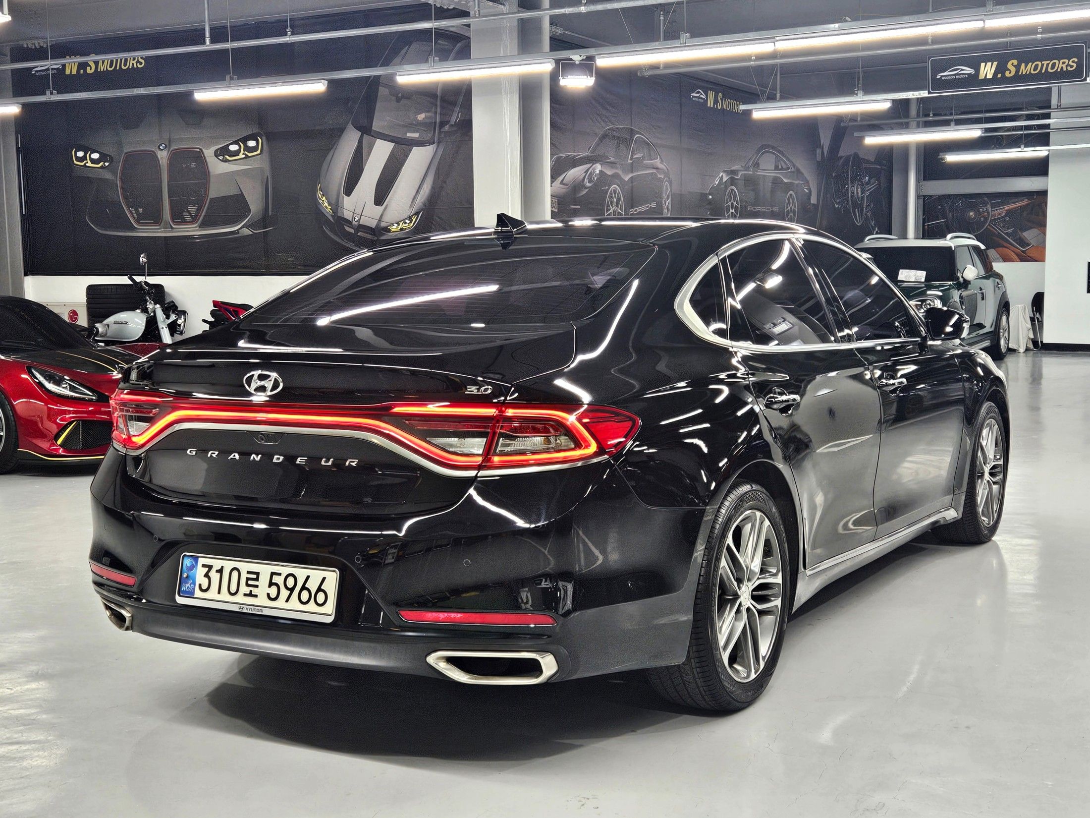 HYUNDAI GRANDEUR IG 2017