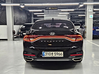 HYUNDAI GRANDEUR IG 2017