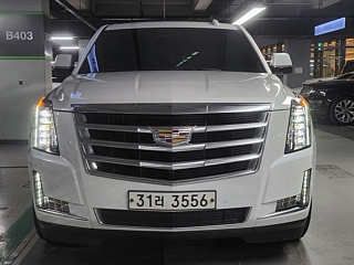 CADILLAC ESCALADE 2017