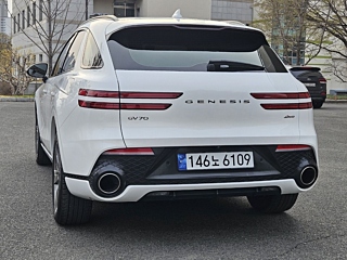 GENESIS GV70 2021