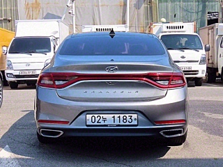 HYUNDAI GRANDEUR IG 2017