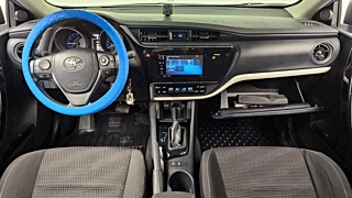 TOYOTA COROLLA 2017