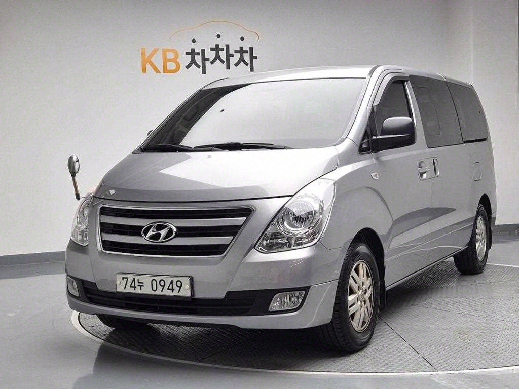 HYUNDAI STAREX GRAND