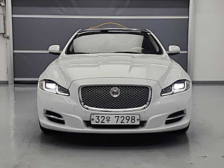 JAGUAR XJ 2013