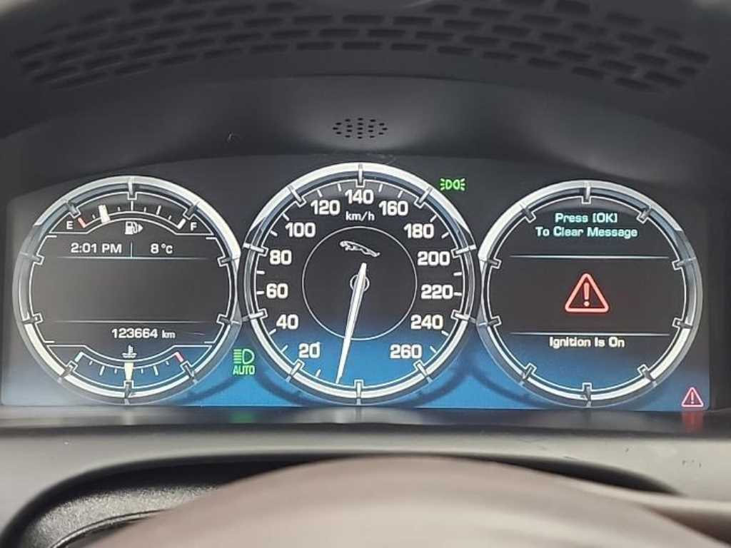 JAGUAR XJ 2013