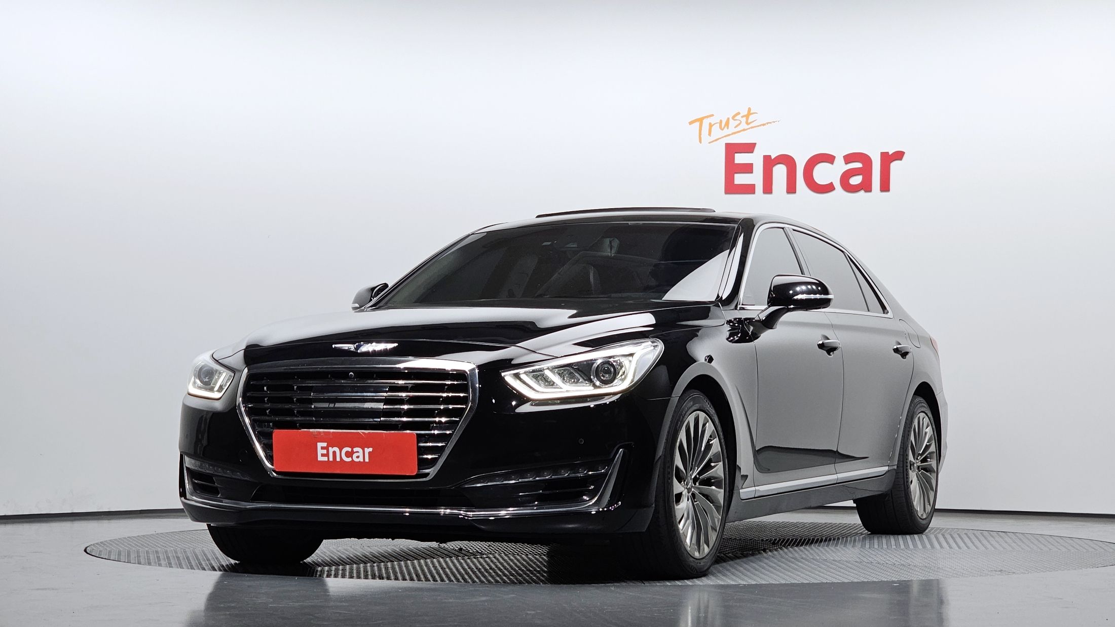 GENESIS EQ900