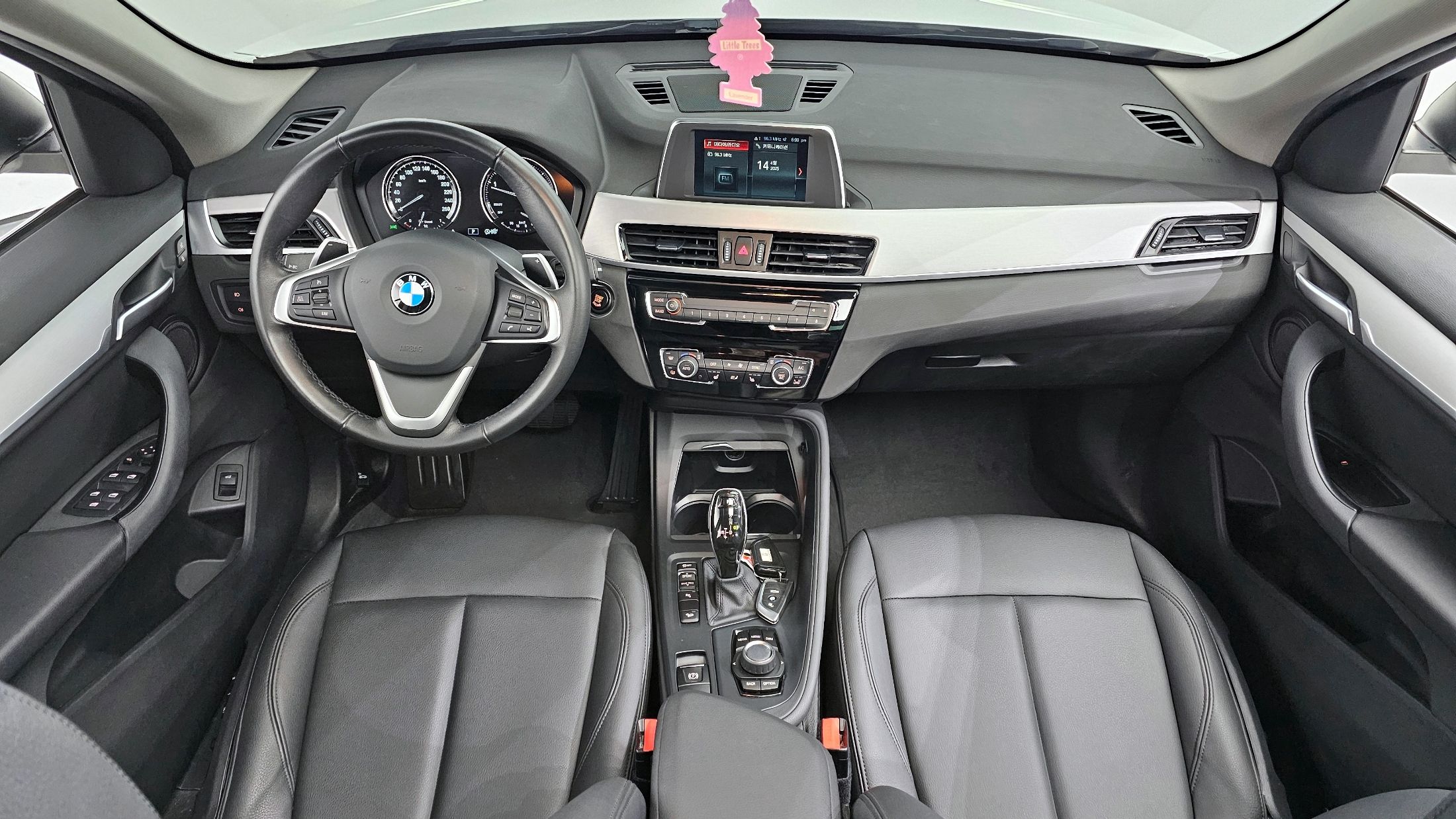 BMW X1 F48
