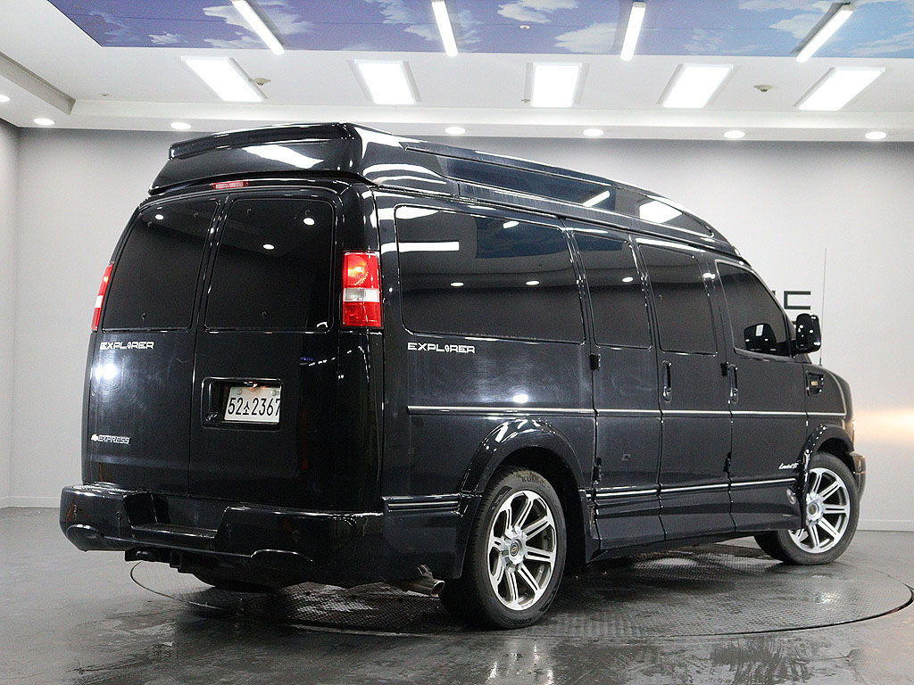 CHEVROLET EXPRESS VAN 2017