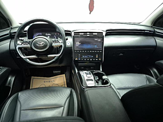 HYUNDAI TUCSON NX4 2021