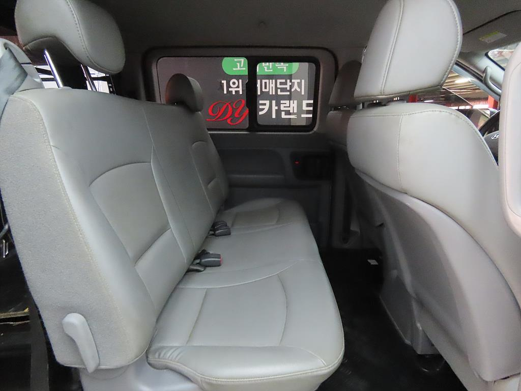 HYUNDAI STAREX GRAND 2015