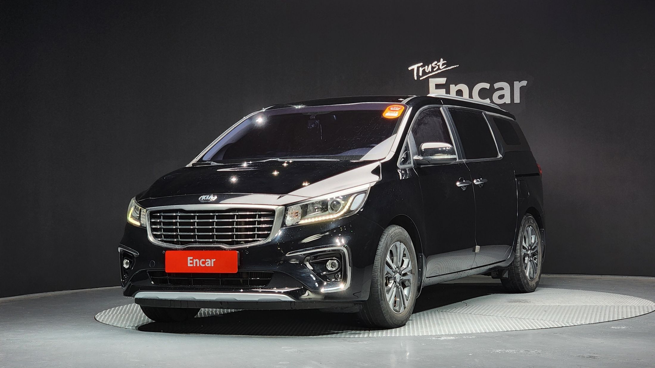 KIA CARNIVAL 2019