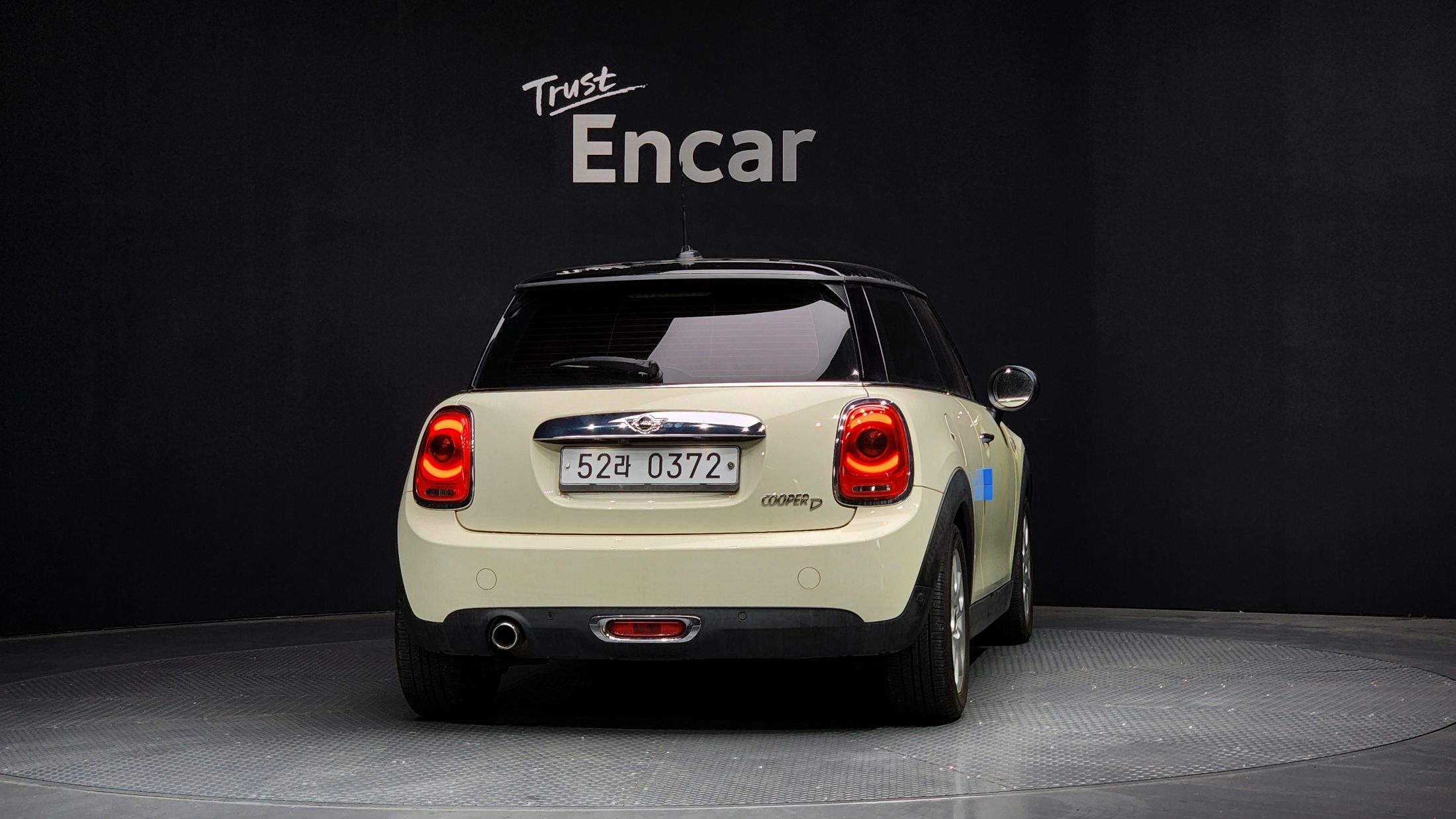 MINI COOPER D 2016