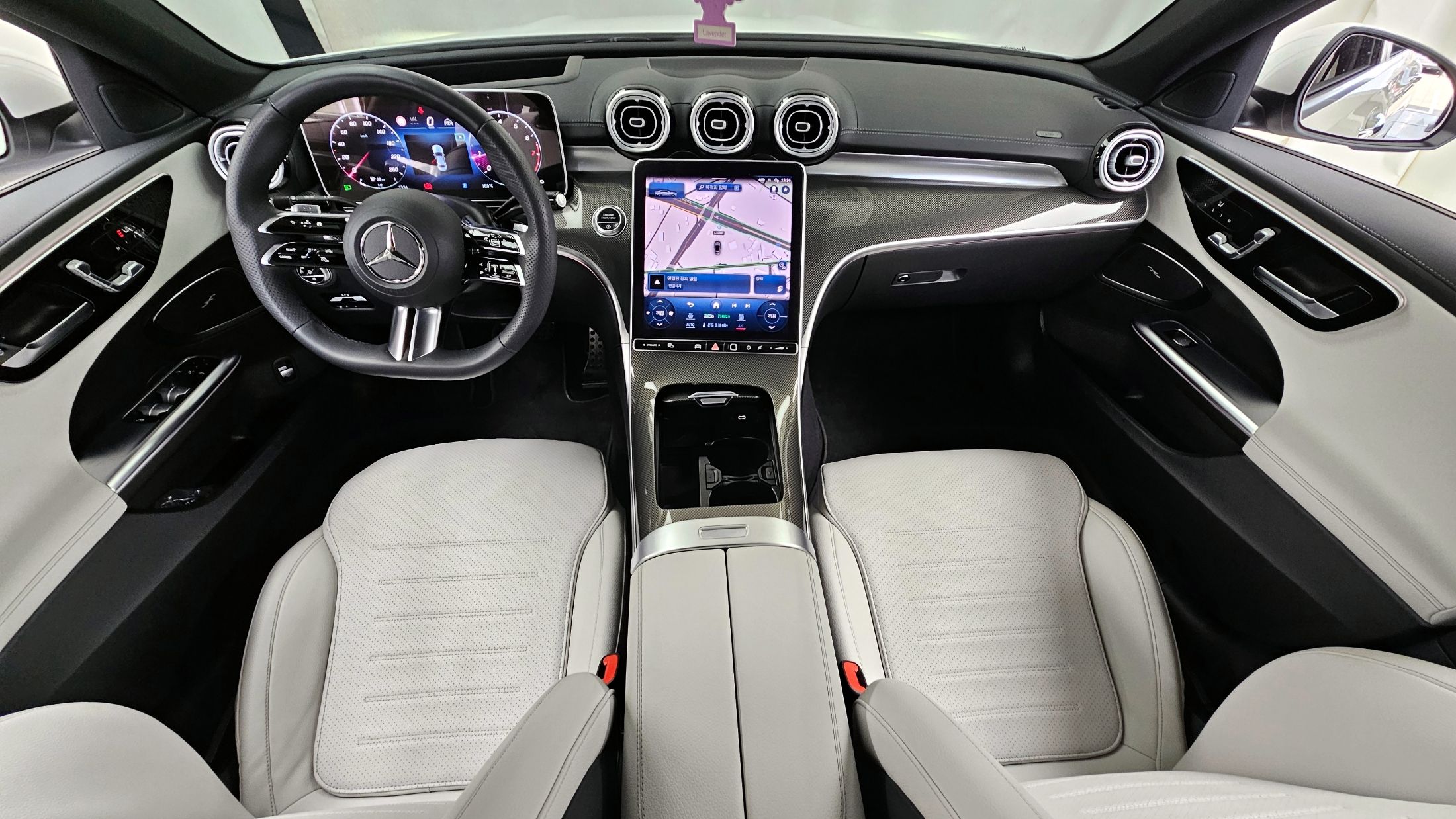 MERCEDES BENZ C-CLASS W206 2023
